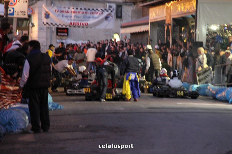 111120 sport2 485_tn.jpg